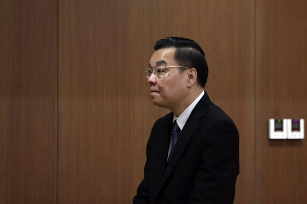 Lật thuyền trên sông, vợ bị nước cuốn tử vong, chồng được cứu sống-2