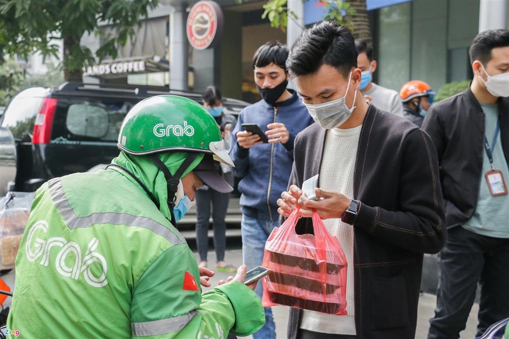 Dân văn phòng khốn đốn vì combo tăng giá và thời tiết thất thường-1