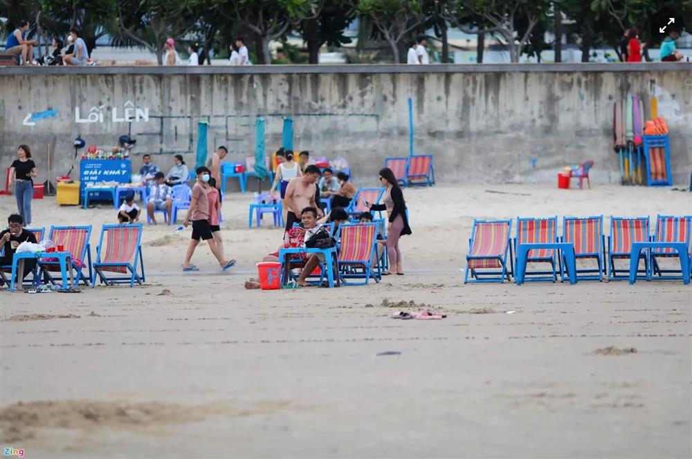 Giá vé máy bay, tour tăng theo giá xăng-1