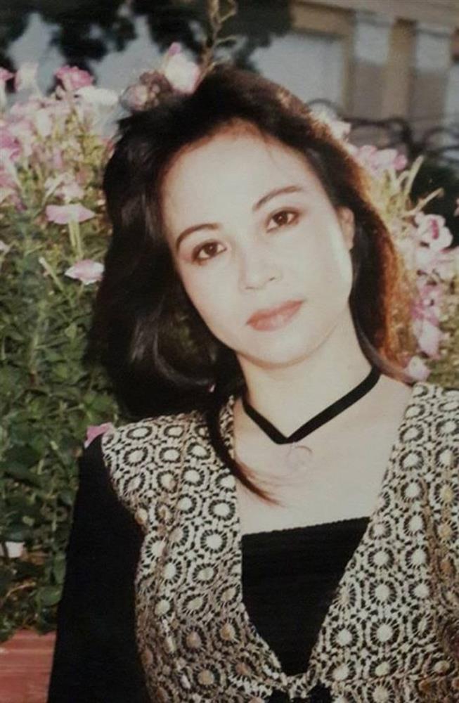 Nét đẹp thời trẻ của hai bà mẹ phim Thương ngày nắng về P2: Đều là tuyệt sắc giai nhân-2