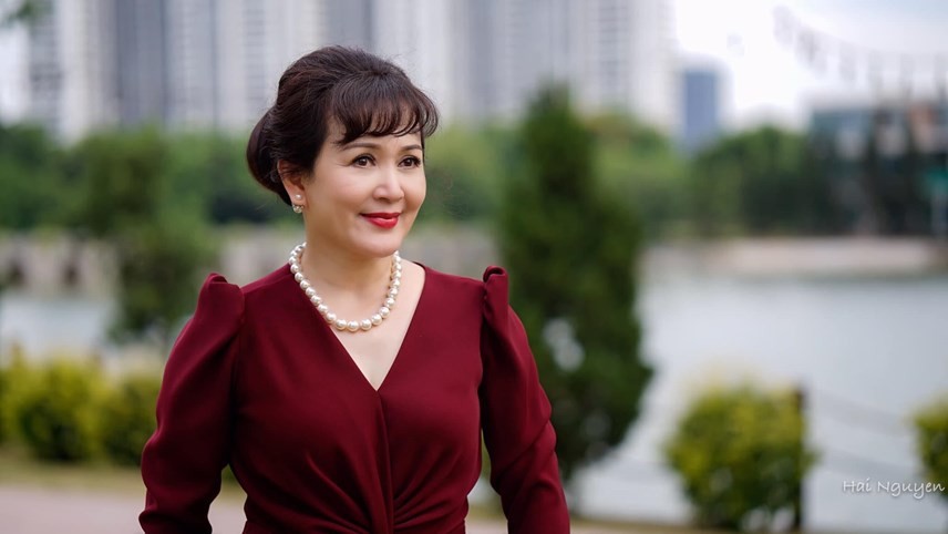 Nét đẹp thời trẻ của hai bà mẹ phim Thương ngày nắng về P2: Đều là tuyệt sắc giai nhân-10