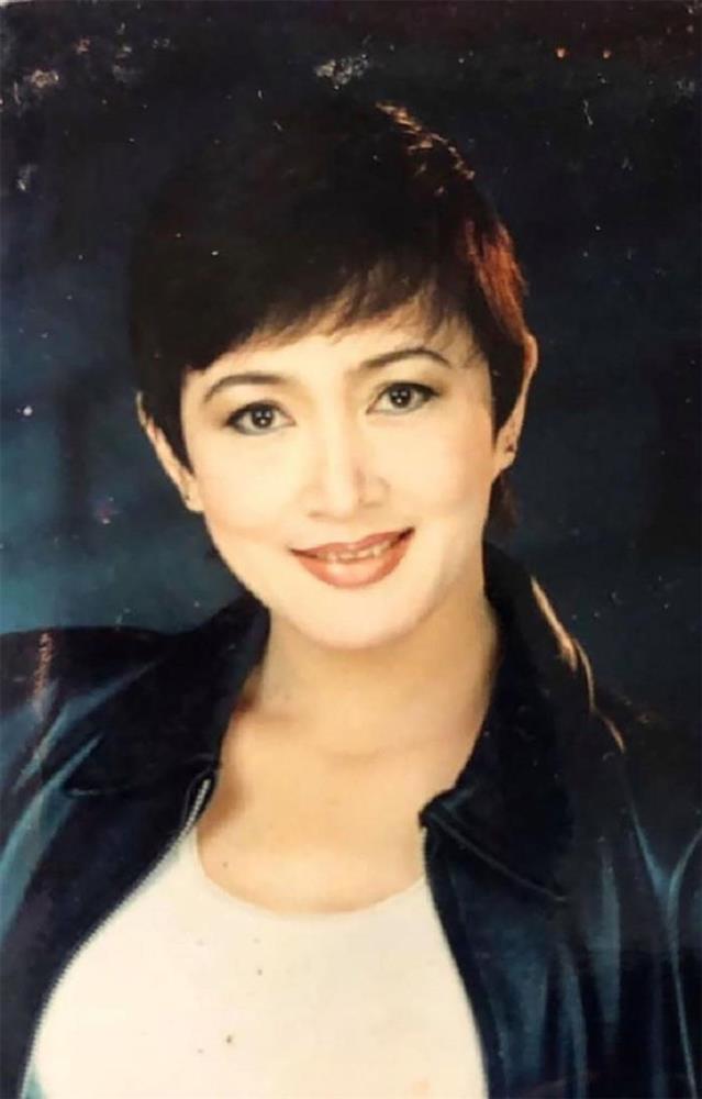 Nét đẹp thời trẻ của hai bà mẹ phim Thương ngày nắng về P2: Đều là tuyệt sắc giai nhân-7