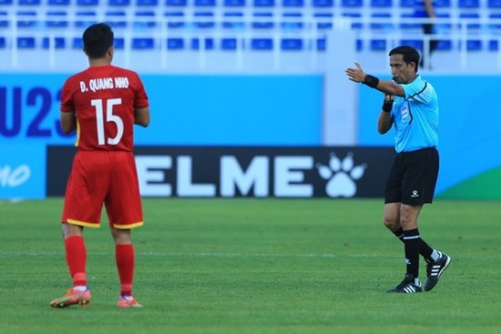 Điểm nhấn trận đấu U23 Việt Nam vs U23 Malaysia: Trọng tài xem VAR 6 phút, thẻ đỏ và phạt đền