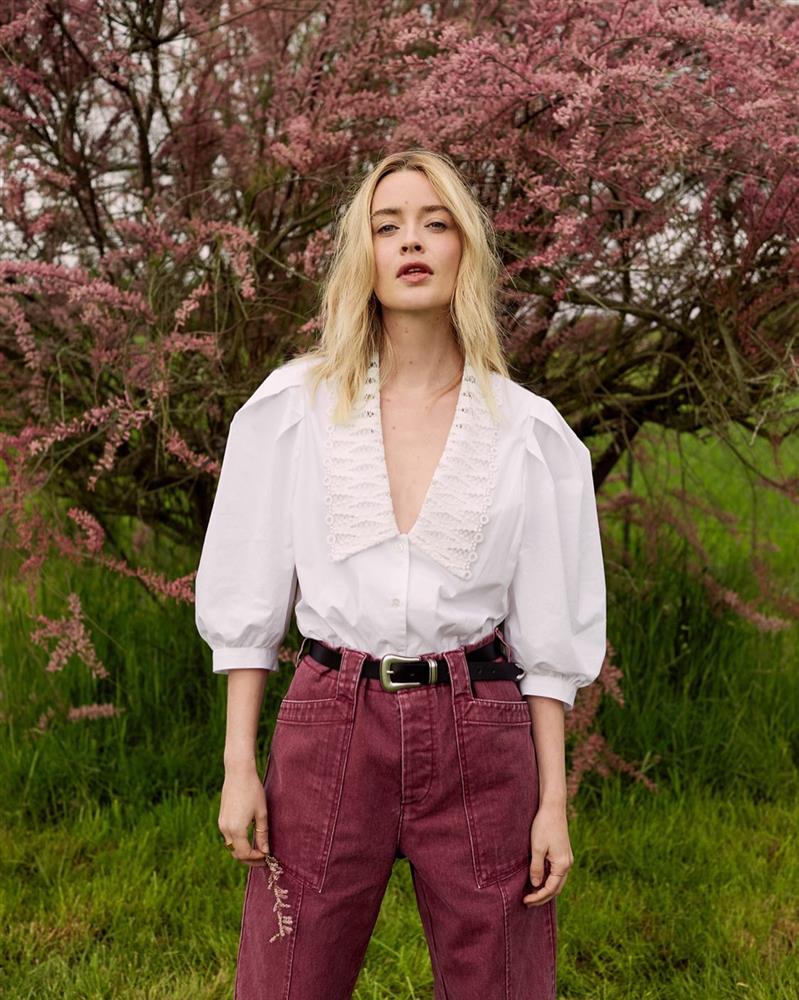 Phụ nữ Pháp gợi ý 13 cách mặc áo sơ mi trắng thanh lịch, sành điệu xuất sắc-7