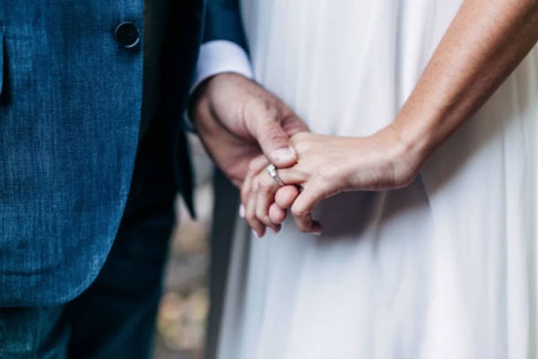 47 tuổi tái hôn với ông 52, sau 2 năm khóc đòi bỏ: Ông ấy quá sung sức!-1