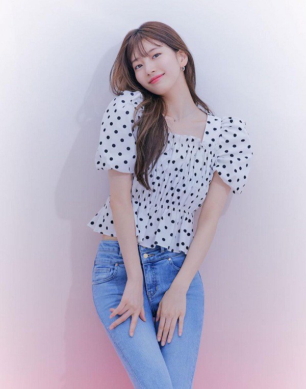 Tìm ra 4 kiểu áo blouse bỏ bùa sao Hàn-11