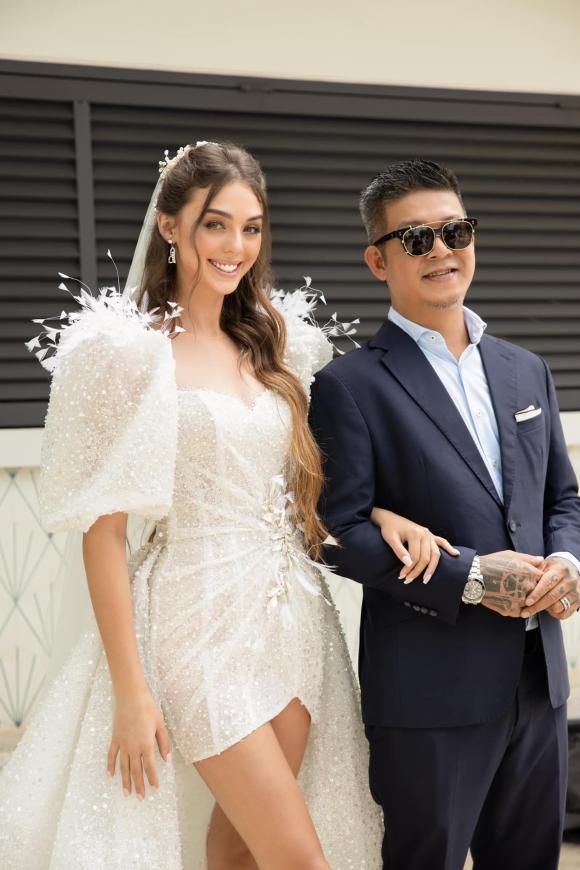 Vợ Bùi Tiến Dũng có chia sẻ đầu tiên sau đám cưới, tiết lộ mẹ ruột không có mặt nhưng đã gửi một món quà vô cùng ý nghĩa-5