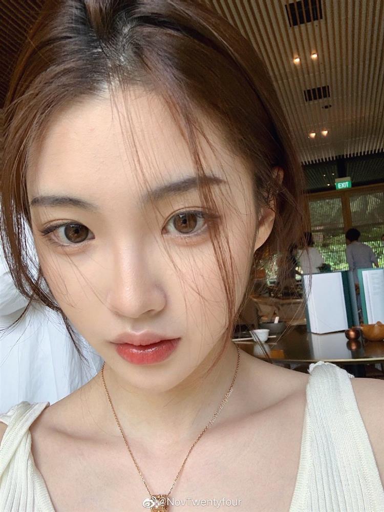 Mắc 4 lỗi sai khi thoa kem chống nắng, bảo sao da dẻ chị em cứ mãi bết dính, lớp trang điểm lại nhanh trôi-2