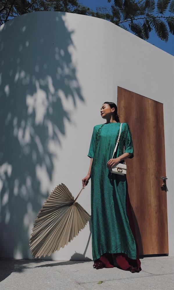 Loạt sao Việt ở biệt thự tiền tấn tiền tạ: Ngô Kiến Huy sở hữu penthouse 22 tỷ, Hoàng Thùy Linh không kém cạnh-9