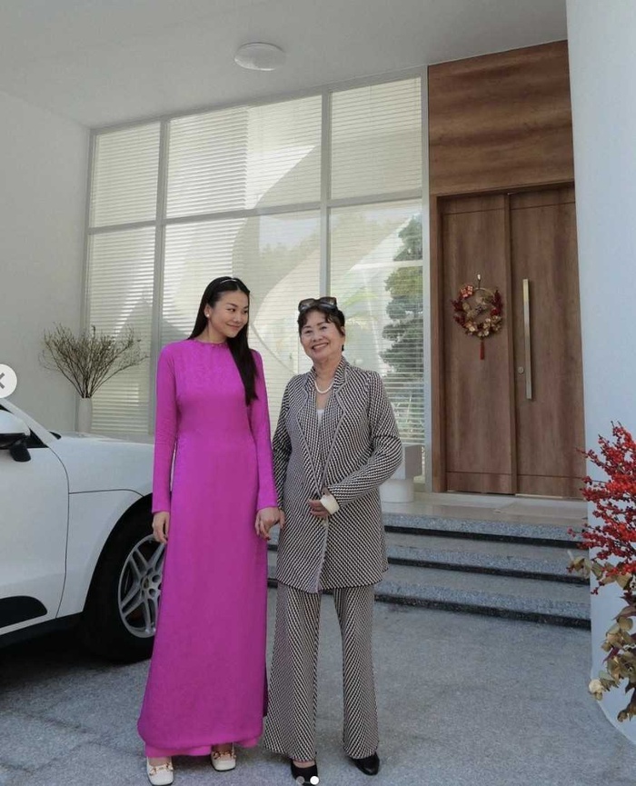 Loạt sao Việt ở biệt thự tiền tấn tiền tạ: Ngô Kiến Huy sở hữu penthouse 22 tỷ, Hoàng Thùy Linh không kém cạnh-10