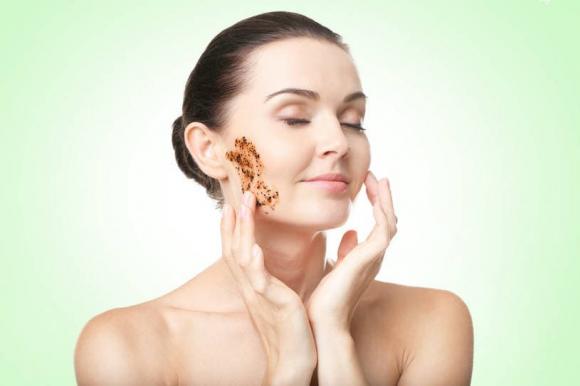 Phụ nữ dù có làn da đẹp đến đâu cũng đừng mắc phải 3 thói quen trang điểm, vừa bị chê cười, vừa hại da-3