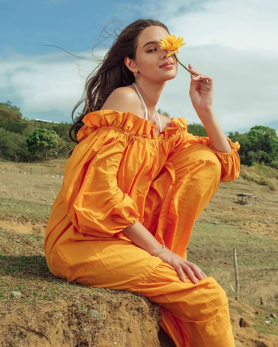 Mỹ nhân ngồi ghế nóng Chung kết HHHV Việt Nam - Catriona Gray: Sở hữu 2 vương miện danh giá, nhan sắc lẫn trí tuệ đều xuất sắc-8