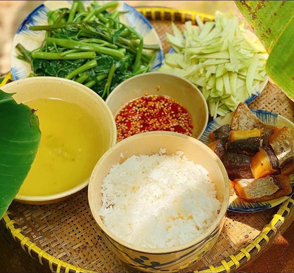 Gái đảm 9x với loạt mâm cơm đậm chất miền Tây dân dã, nhìn thôi đã thấy điểm 10 chất lượng!-16