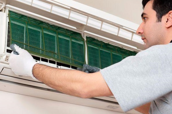 Chảo bị cháy khi nấu đồ ăn, làm sao để loại bỏ hoàn toàn mùi khét khi cọ rửa? Đây là mẹo!-2