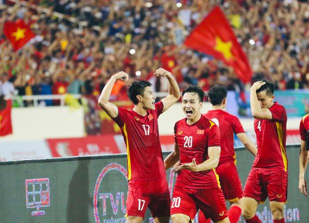 Nhâm Mạnh Dũng và những chuyện chưa kể về hành trình trở thành niềm tự hào quê hương-11