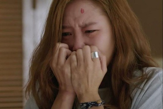 Sau 25 năm kết hôn, vợ run rẩy kể sở thích lạ của chồng