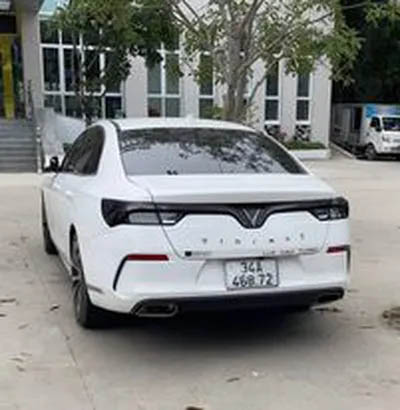 Cận cảnh xe ô tô nghi của 5 đối tượng trốn khỏi nhà tạm giữ-1