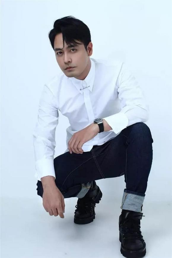 Đối mặt với làn sóng tẩy chay khi đóng phim giờ vàng của VTV, MC Phan Anh lên tiếng xin lỗi-2