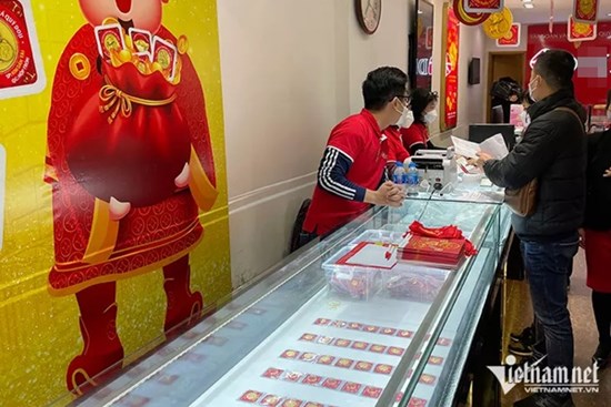 Giá vàng hôm nay 12/6: Kết thúc tuần tăng giá, chờ động lực mới