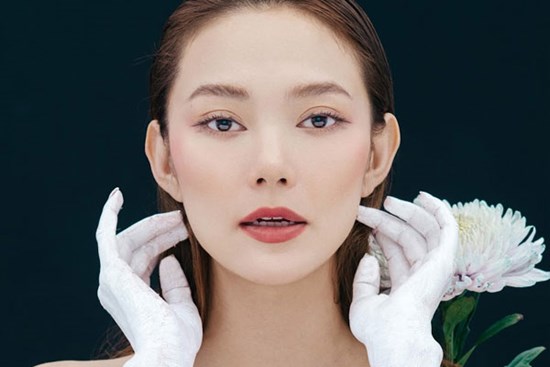 Minh Hằng: 