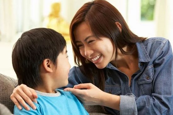 Giáo sư nổi tiếng nói: Ai dạy con kiểu này thì BỎ NGAY, chỉ phản tác dụng, khiến con không nghe lời