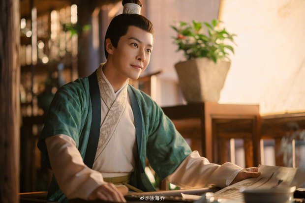 Dàn diễn viên Mộng Hoa Lục: Nam nữ chính toàn là học bá đình đám showbiz, riêng cô em út lại có quá khứ đặc biệt-15