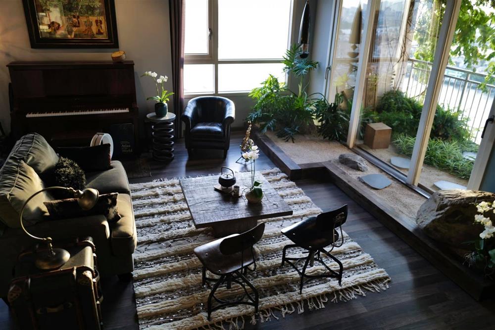 Bức tường đặc biệt trong căn nhà siêu sang nhìn ra sông của diva Hồng Nhung-5