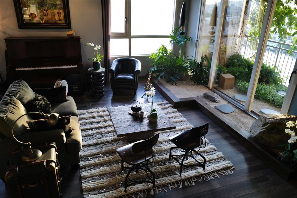 Bức tường đặc biệt trong căn nhà siêu sang nhìn ra sông của diva Hồng Nhung-7