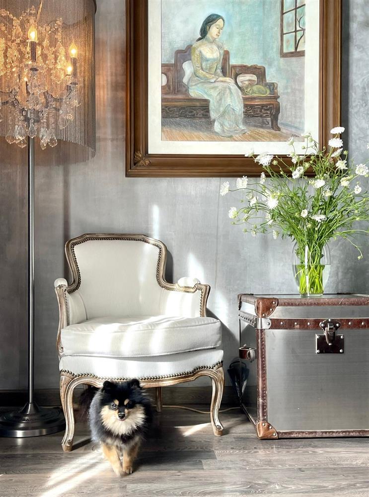 Bức tường đặc biệt trong căn nhà siêu sang nhìn ra sông của diva Hồng Nhung-21