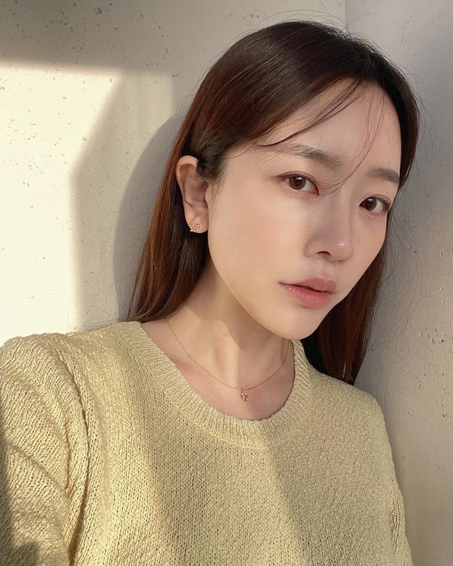 4 lưu ý giúp nàng da dầu chọn được lọ kem chống nắng thật chuẩn, muốn bôi mỗi ngày-2