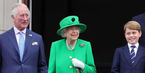 Lý do vợ chồng Công nương Kate tránh gặp mặt nhà Meghan Markle trong 4 ngày đại lễ Bạch Kim-3