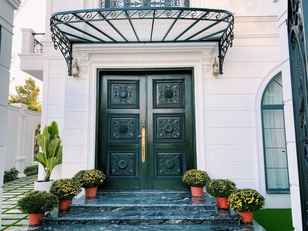 Thăm biệt thự triệu đô của vợ chồng ca sĩ dành 10 năm chăm 2 mẹ bị ung thư-5