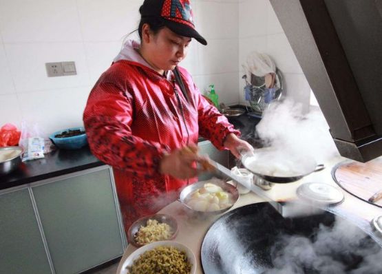 Phá sản không cam tâm, tôi vay chị gái 1 tỷ để làm lại từ đầu, một năm sau đến trả lại tiền mới sững sờ biết chị đã nói dối mình-1