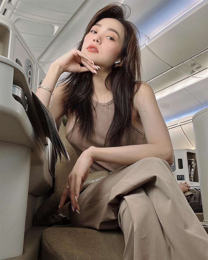 3 bí kíp diện đồ giúp Minh Hằng luôn trẻ trung hơn tuổi U40-1