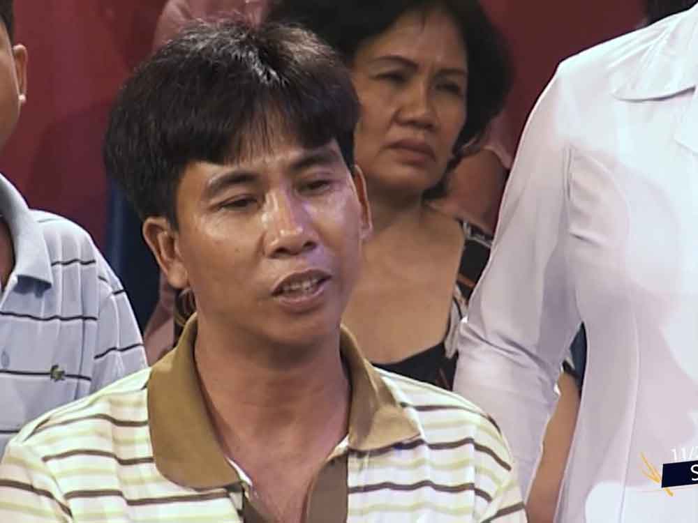 Đưa con đi chữa bệnh rồi thất lạc, cha đau khổ hóa khờ suốt 26 năm và điều kỳ diệu bất ngờ-1