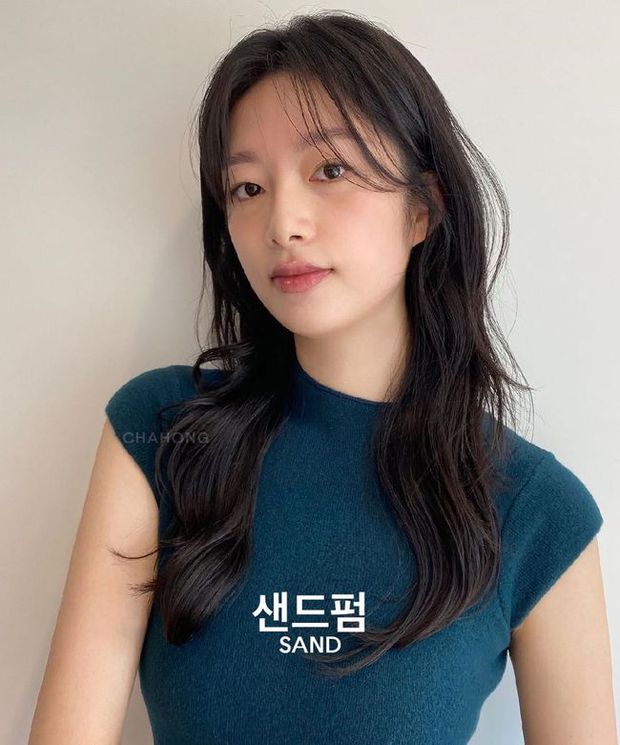 Kiểu tóc layer hot nhất hè 2022: Cứ cắt là xinh, gương mặt nhỏ gọn không góc chết-13