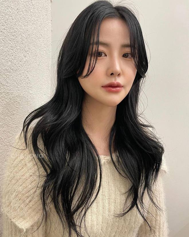 Kiểu tóc layer hot nhất hè 2022: Cứ cắt là xinh, gương mặt nhỏ gọn không góc chết-6