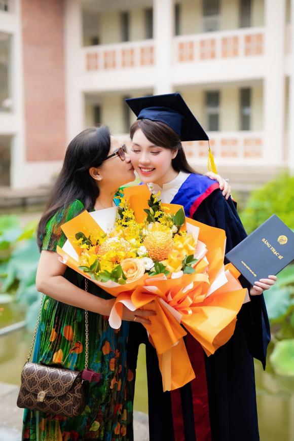 Âu Hà My nhận bằng Thạc sĩ, con đường tương lai rộng mở hậu ồn ào ly hôn diễn viên Trọng Hưng-2