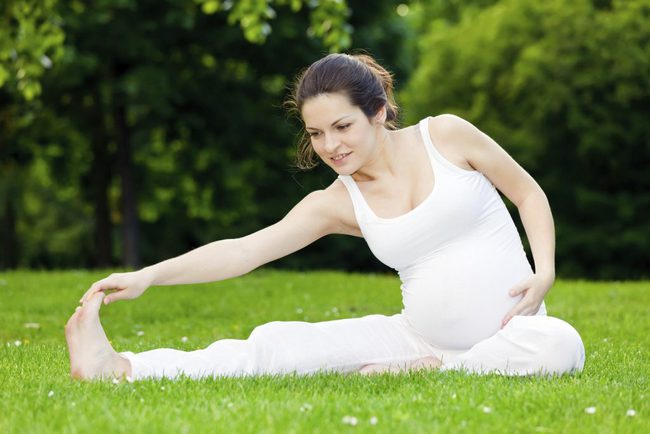 Lý do khiến mẹ bầu hóa Thị Nở với khuôn mặt bánh bao, mũi cà chua, phù chân voi trong thời kỳ mang thai-4