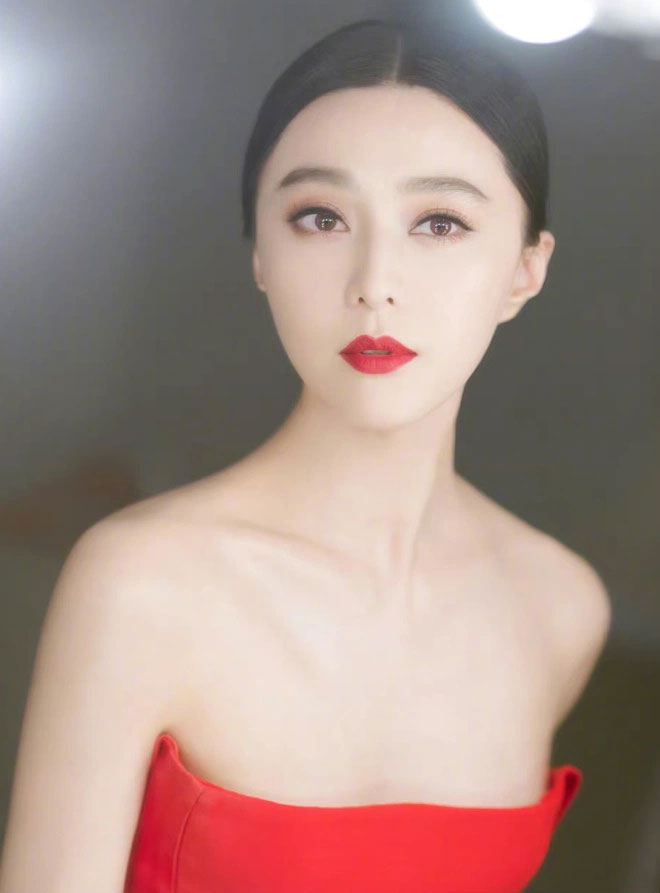 Phạm Băng Băng bị chế mẫu búp bê tình dục-2