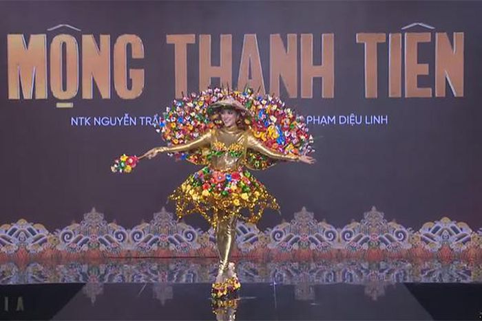Trang phục dân tộc gây tranh cãi của Hoa hậu Hoàn vũ Việt Nam 2022-9