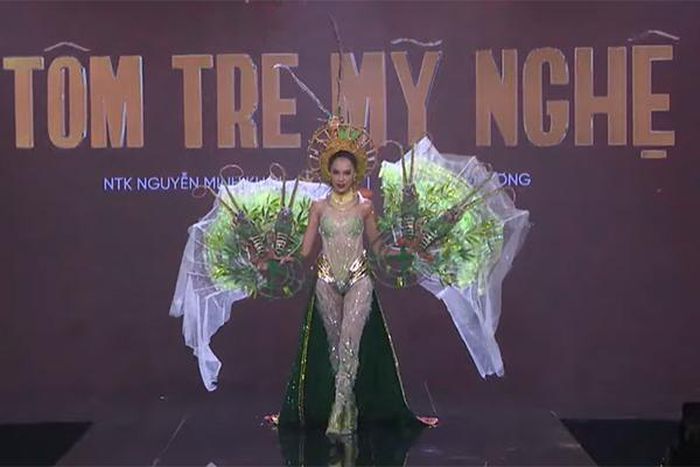 Trang phục dân tộc gây tranh cãi của Hoa hậu Hoàn vũ Việt Nam 2022-7