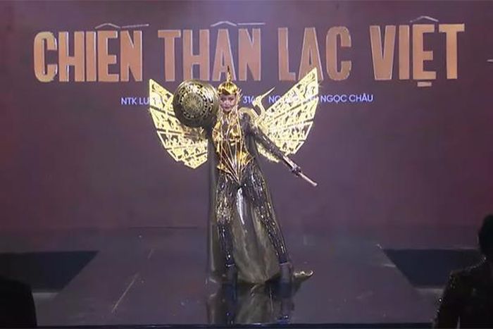 Trang phục dân tộc gây tranh cãi của Hoa hậu Hoàn vũ Việt Nam 2022-12