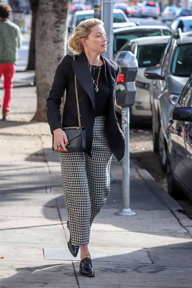 Street style của Amber Heard: Đơn giản, sành điệu chẳng cần cố-15