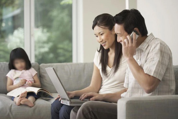 Trẻ vô tình bị trầm cảm do bố mẹ thường xuyên làm việc này mỗi ngày-4