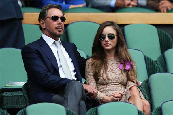 Cuộc sống trái ngược ở hòn đảo của tỷ phú công nghệ-3