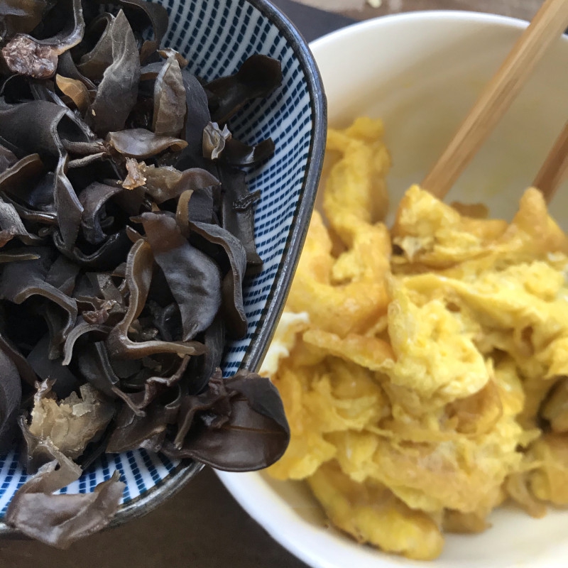 Trứng chiên trứng hấp quen quá rồi, thử cách chế biến mới toanh này đảm bảo cả nhà khen tấm tắc-1