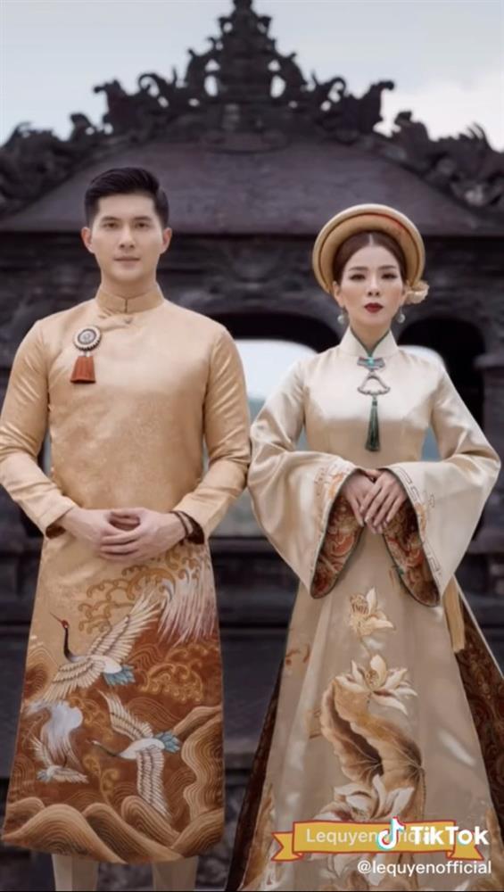 Lệ Quyên - Lâm Bảo Châu diện đồ đôi sặc mùi tiền lẫn tình ở trời Tây-9