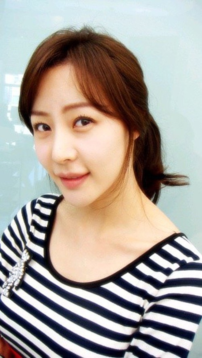 Choi Ji Woo ngầm lên tiếng về thông tin bị chồng dùng hung khí tấn công trước nhà-6