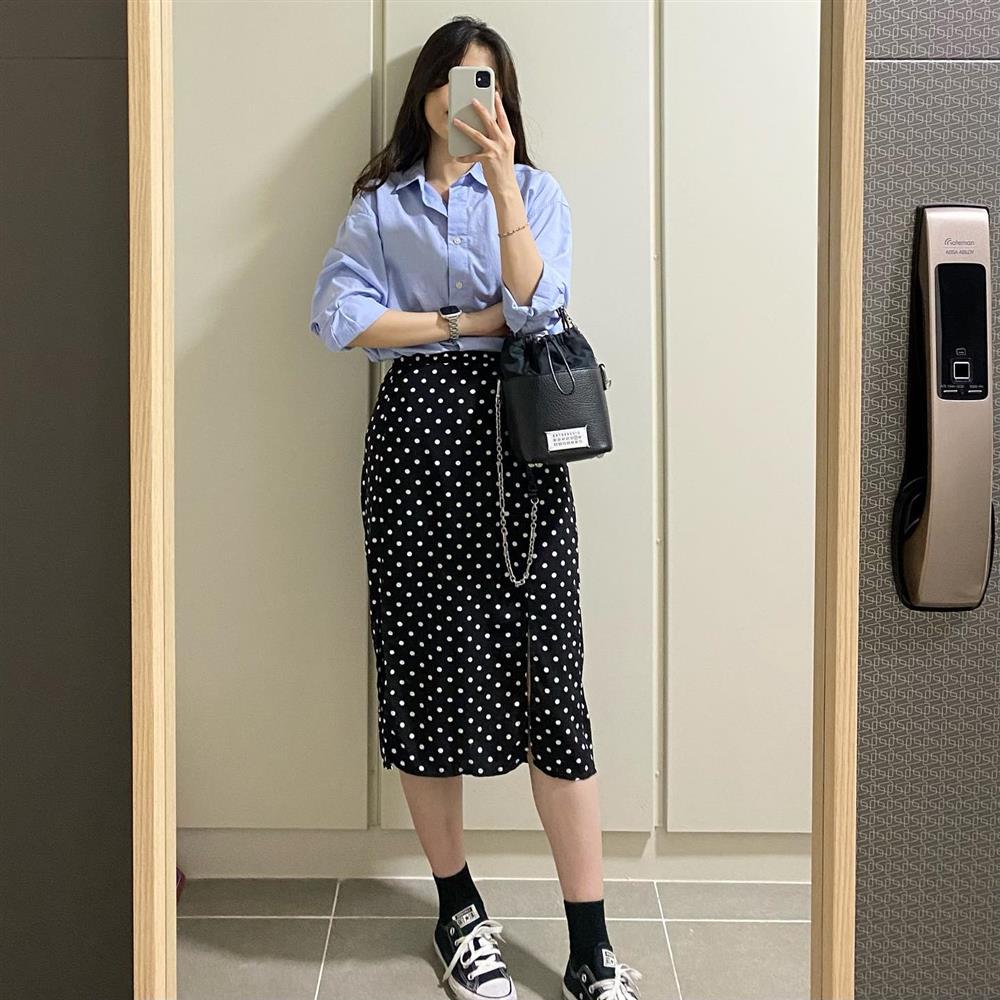 5 kiểu áo sơ mi trẻ trung nhất, nàng ngoài 30 tuổi nên sắm hết-17